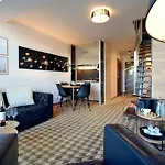 아파트 411 W Royal Tulip 200 M Od Plazy Dobruk W 5 Gwiazdkowym