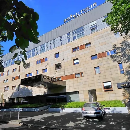 411 W Royal Tulip 200 M Od Plazy Dobruk W 5 Gwiazdkowym Apartment